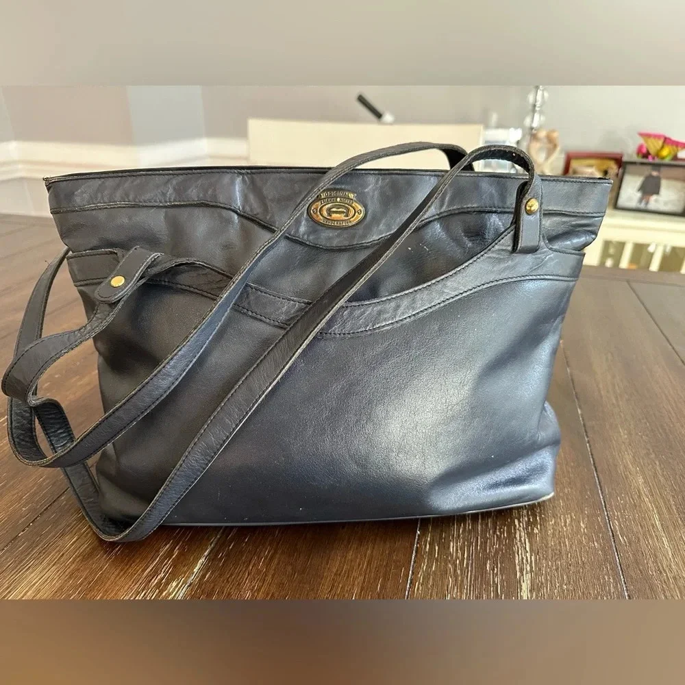 Vintage Etienne Aigner tote bag